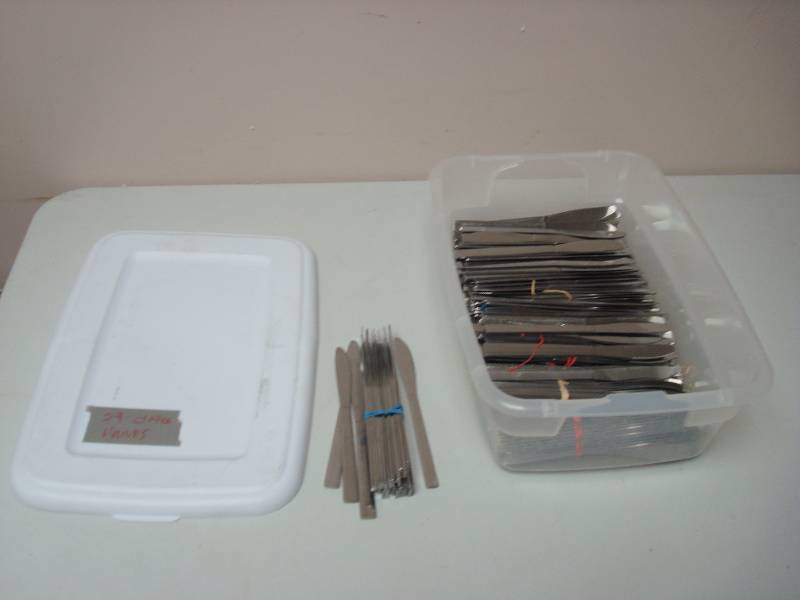 lot 66 image: Huge Lot Of Flatware Butter Knives Silverware, About 300, Like New
