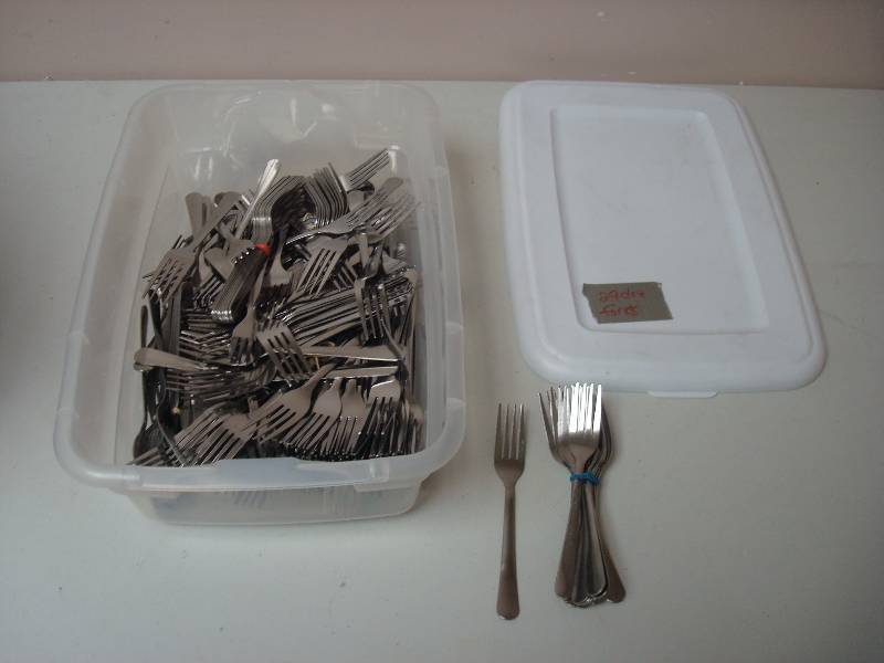 lot 68 image: Huge Lot Of Flatware Forks Silverware, About 300, Like New
