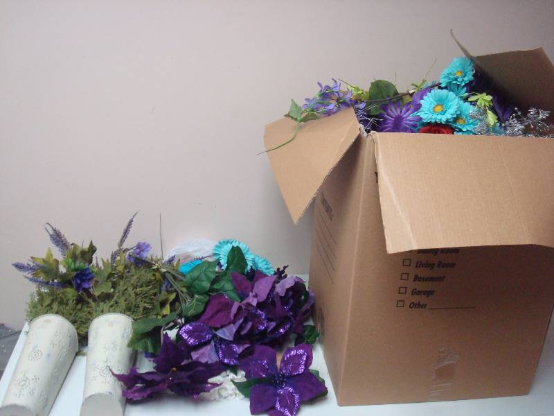 lot 83 image: Box Filled With Fake Flowers