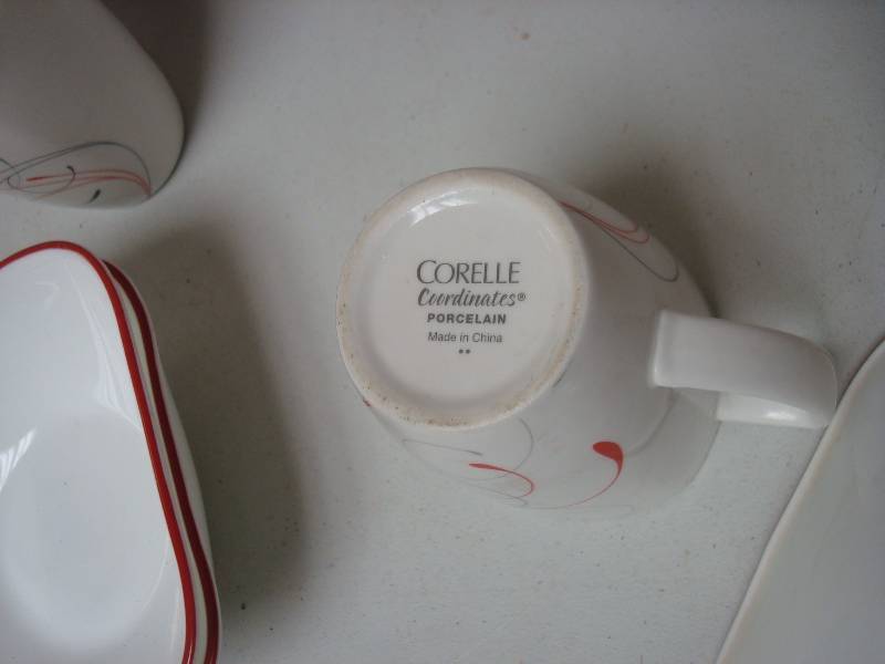 lot 67 image: Lot Of Corelle Coffee Mugs And Bowls, Some Wear Marks