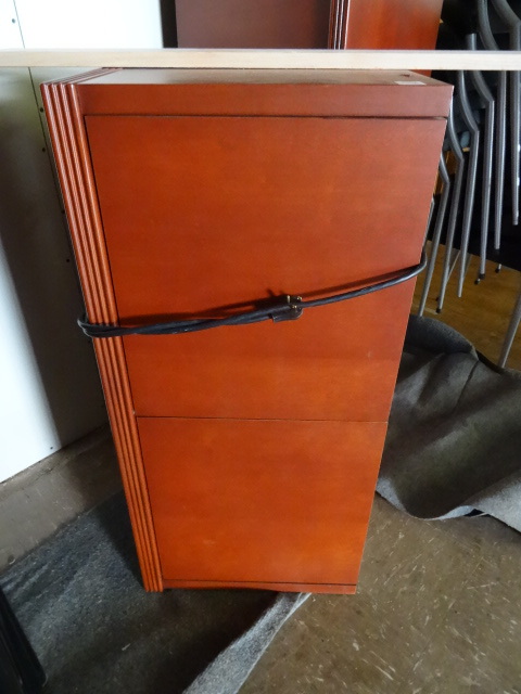 Wall Cabinet