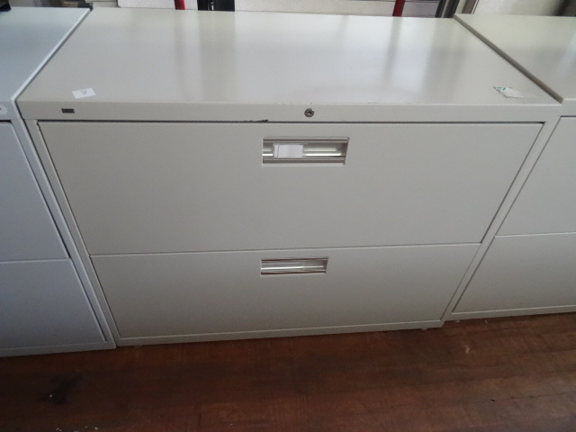 Lateral File