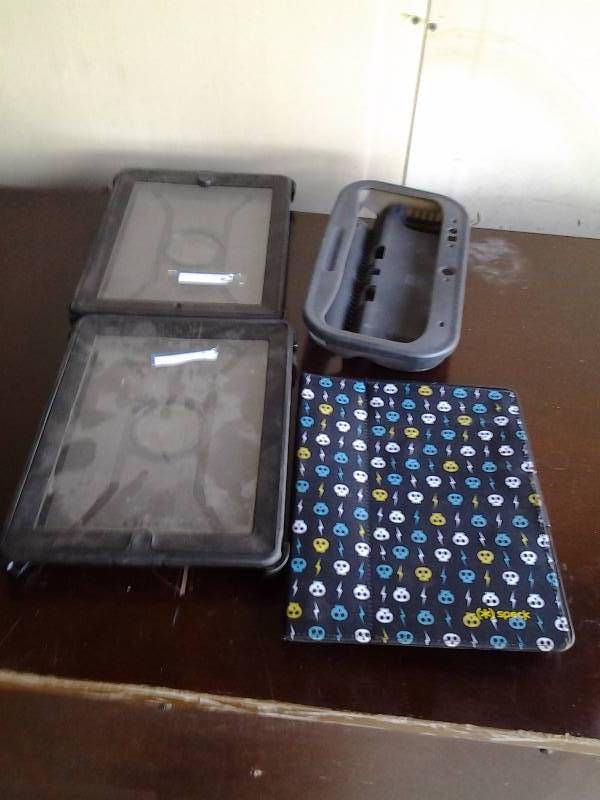 2-Otter Box & 2-Other Cases