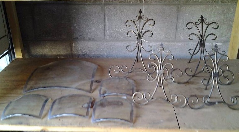 4-Easels (Ornamental Metal), 5 Pieces  Curved Glass