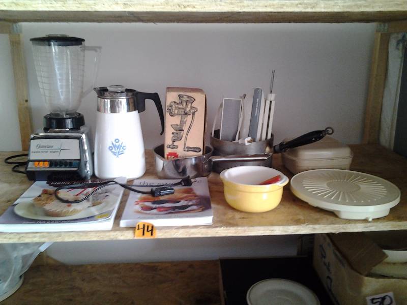 Kitchen Related, Blender, Electric Knife, Meat Grinder, Pots, Cook Books