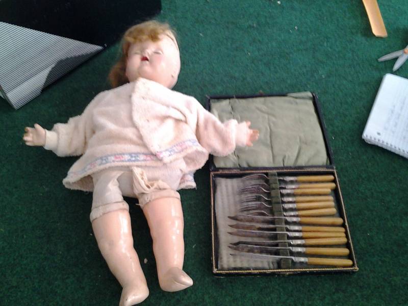 Vintage Set Of 12 Pieces Bakelite Forks & Knives, Old Doll