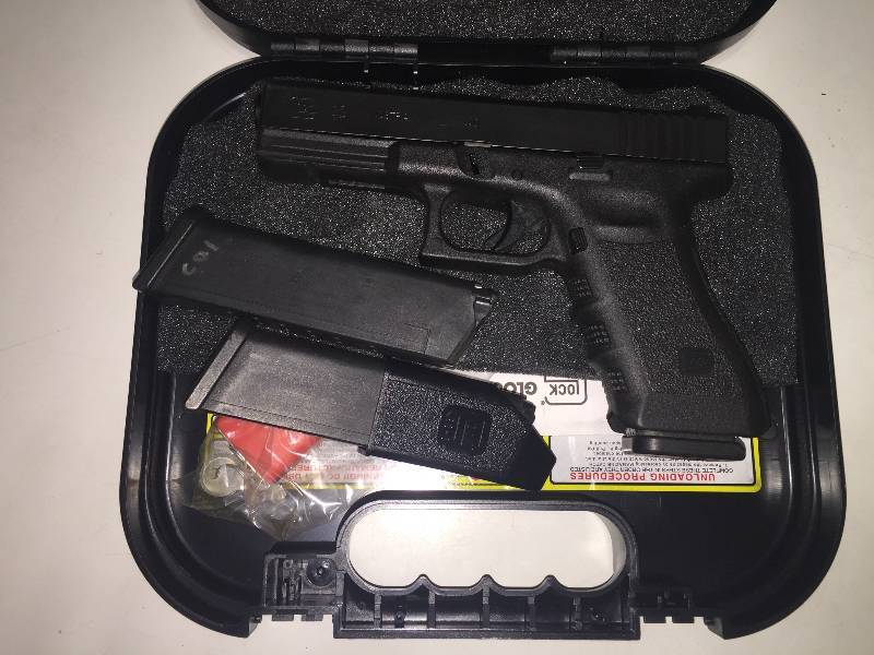 Glock 22 Gen 3 Semi-auto Pistol