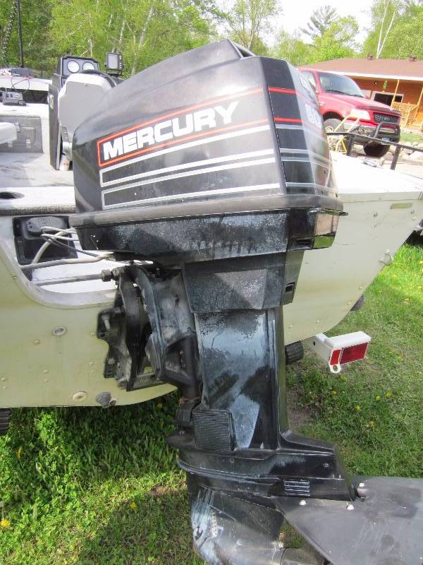 Smokercraft 171 Fazer Fishing Boat and Shorelandr Trailer