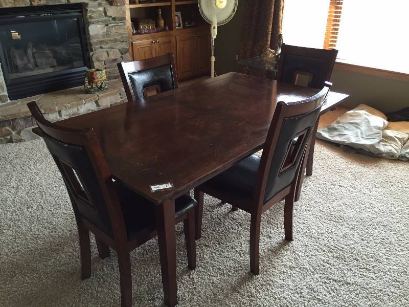 lot 70 image: Retro Sopranos Style Black Leather & Wood Man Cave Poker Cigar Club Mad Men Chic Bachelors Pad Dining Table & Chairs - Tabletop Is Gorgeous but Needs Deep Polishing