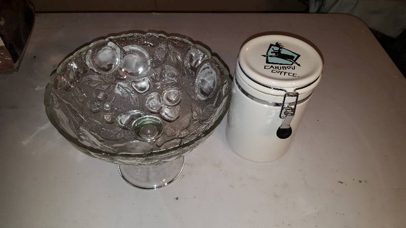 Caribou Coffee Countertop Jar & Glass Fruit Serving Dish
