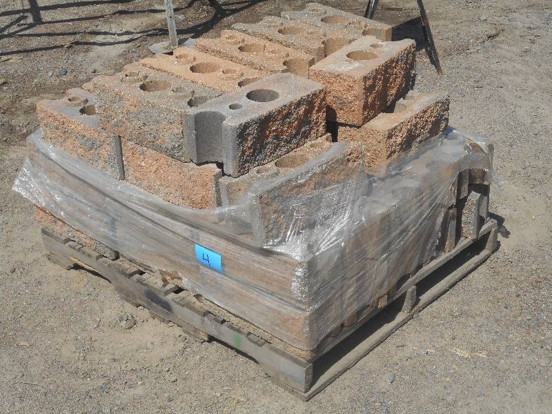 (1) Pallet Of Unused Inter-Locking ...