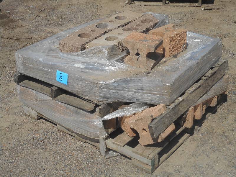 (1) Pallet Of Unused Inter-Locking ...