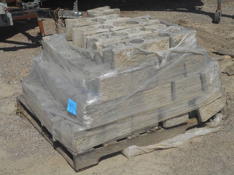 (1) Pallet Of Unused Inter-Locking ...