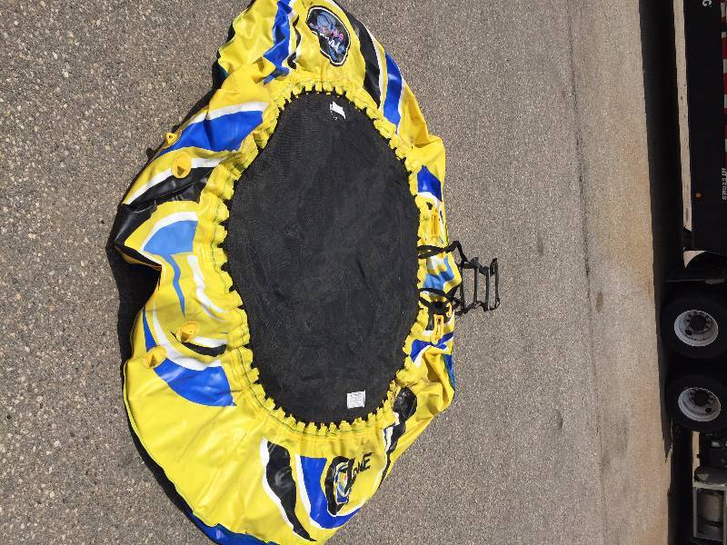 lot 23 image: RAVE FLOATING RAFT (UNTESTED)