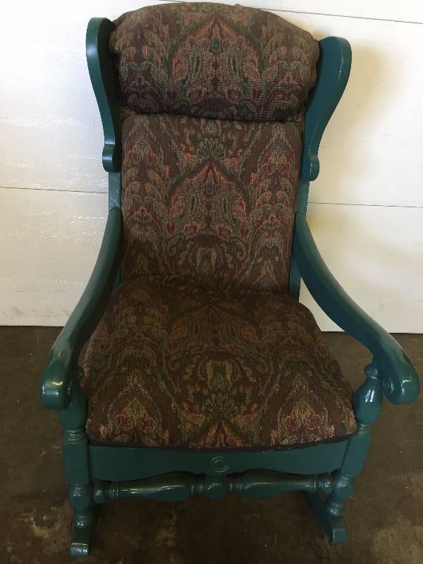 lot 61 image: VINTAGE ROCKING CHAIR
