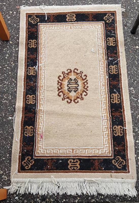 Foyer rug