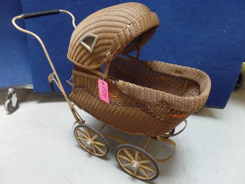 Wicker Buggy
