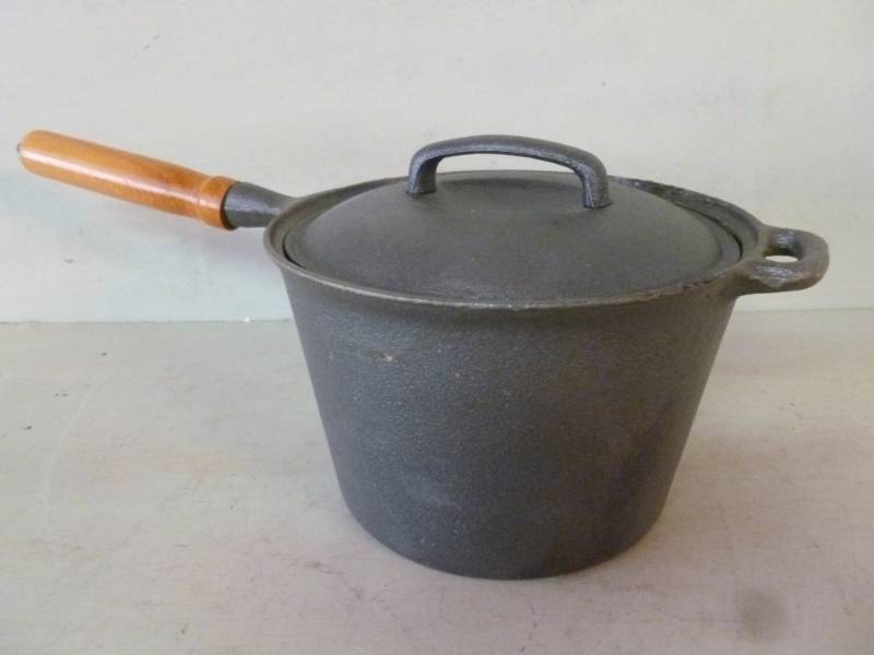 Cast Iron Cookware