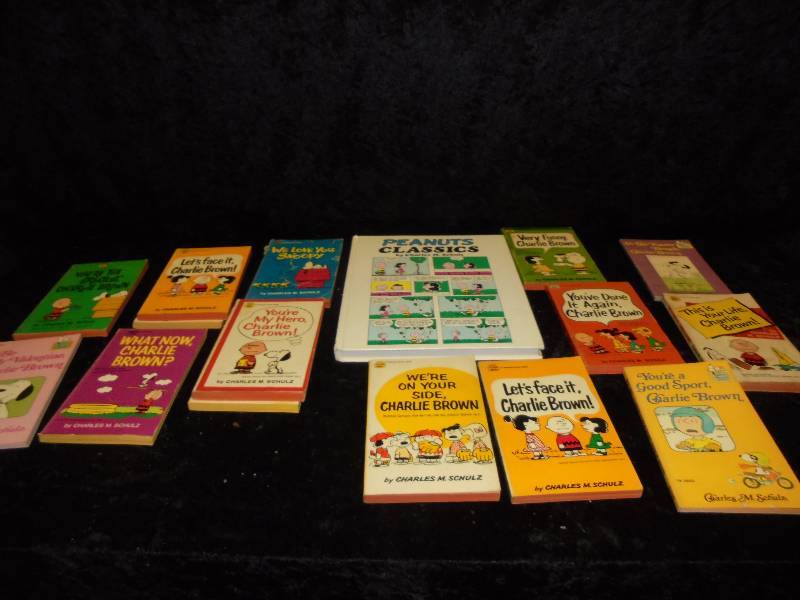 Lot - Misc Peanuts, Charlie Brown Books