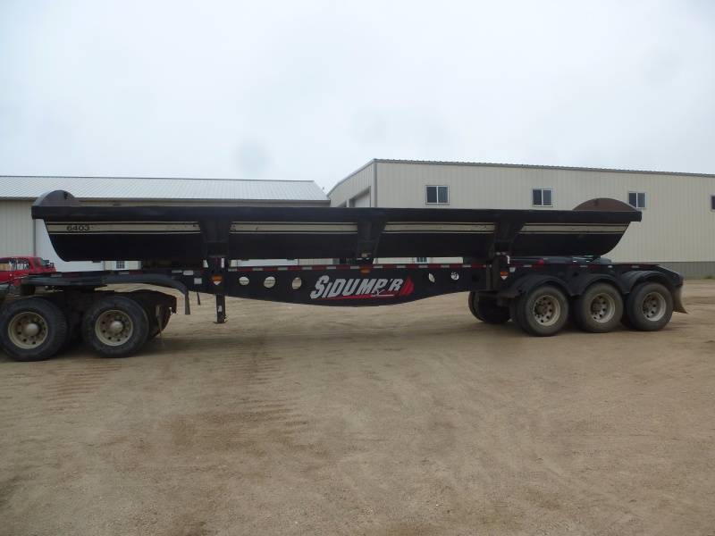 lot 4 image: 2003 Side Dump-R Trailer 6403