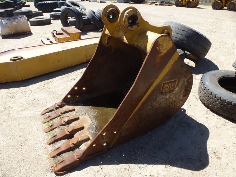 lot 44 image: Cat Excavator Bucket