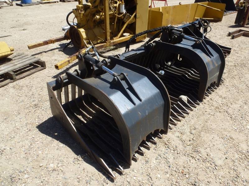 lot 83 image: Jenkins Rock BucketGrapple Bucket