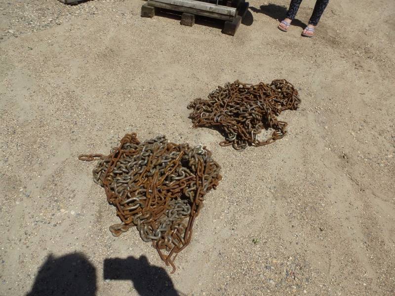 lot 90 image: Road Grader Chains