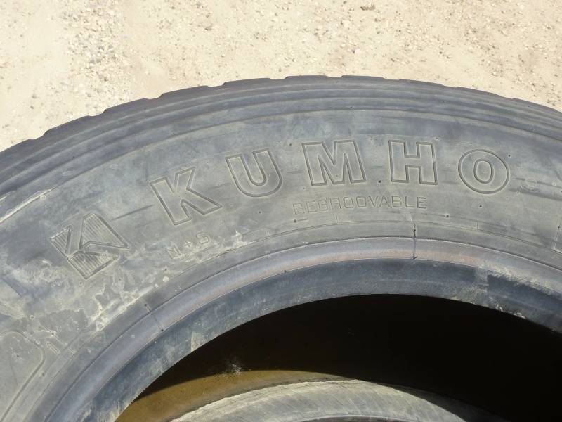 lot 103 image: Kumho Tires