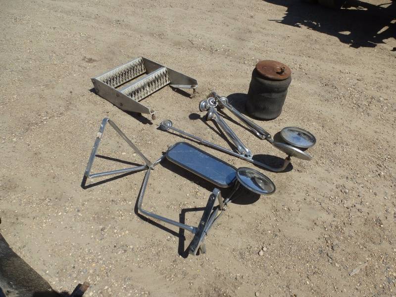 lot 145 image: Truck Parts