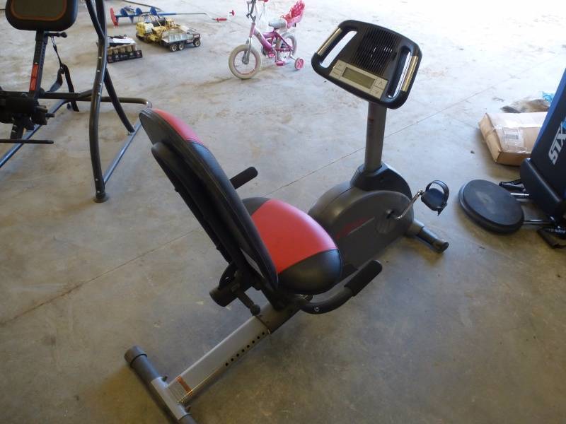 lot 200 image: Pro Form Exercise Bike