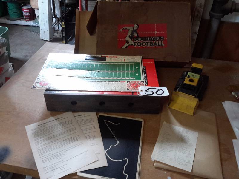 lot 50 image: Tonka T6 Dozer  CADACO Ellis 1941, FOTO ELECTRIC Football Game.. Looks like it was hardly used.