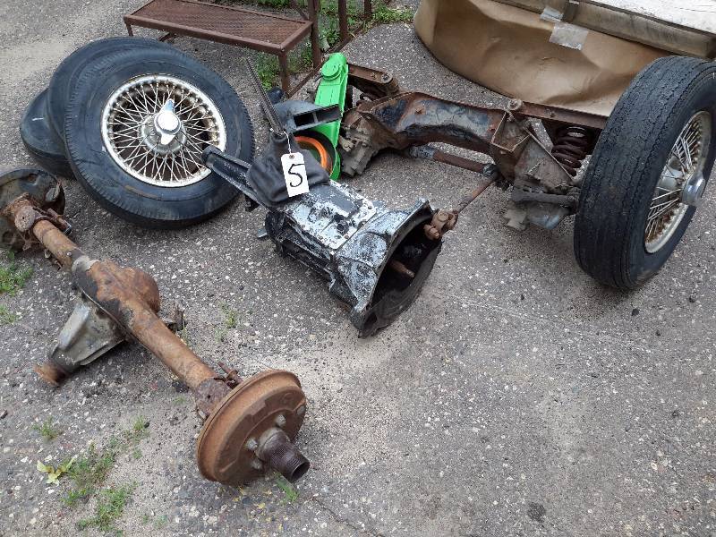 lot 5 image: 63 MG Model B Parts