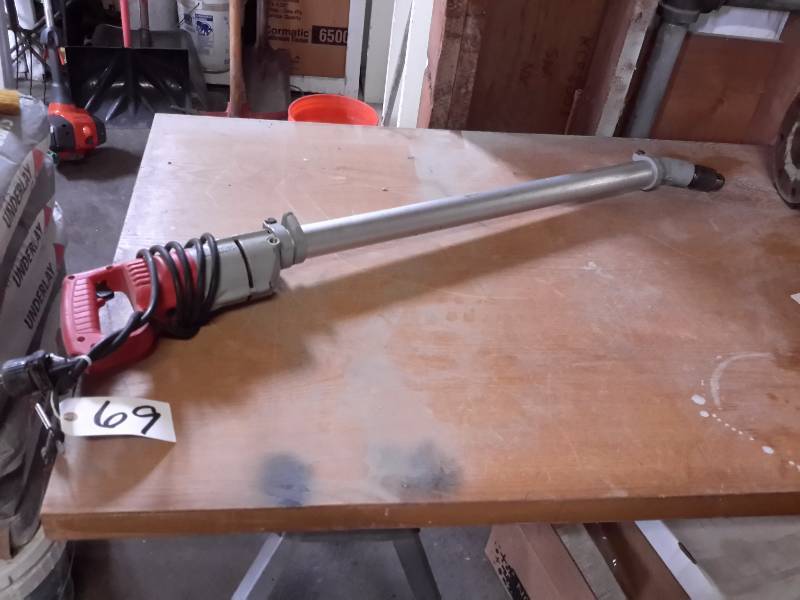 lot 69 image: Milwaukee, 12in Extension Drill