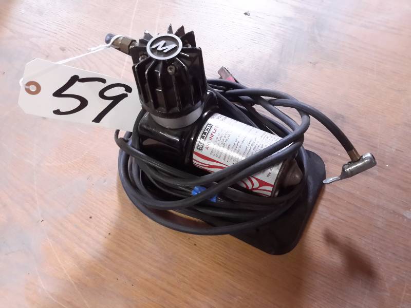 lot 59 image: 12 Volt Air Compressor.. Use it for your air mattresses