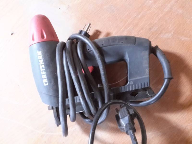 lot 58A image: 2 Electric Staple guns