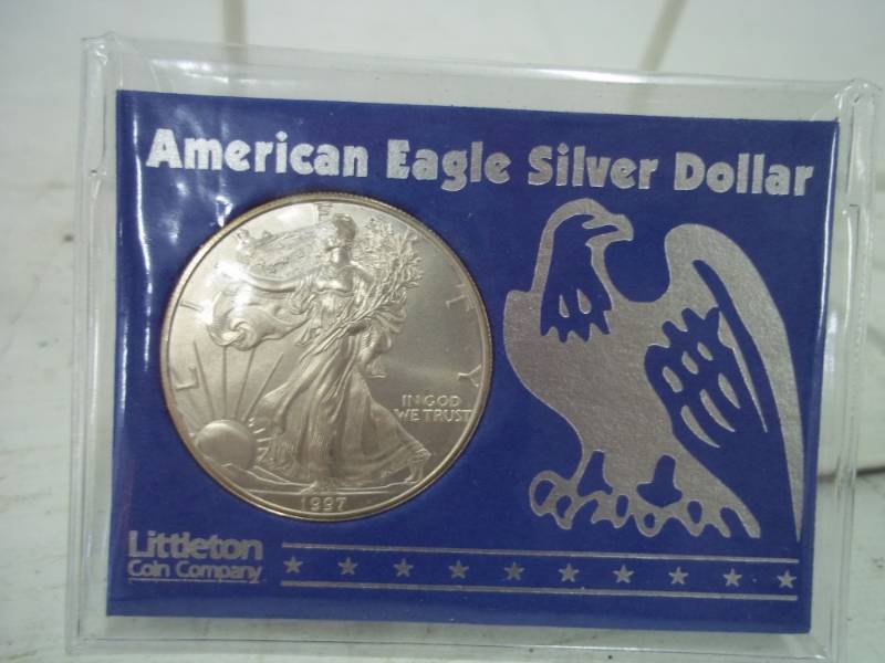 lot 14 image: Silver American Eagle 1 Oz. Fine Silver Year 1997 Coin