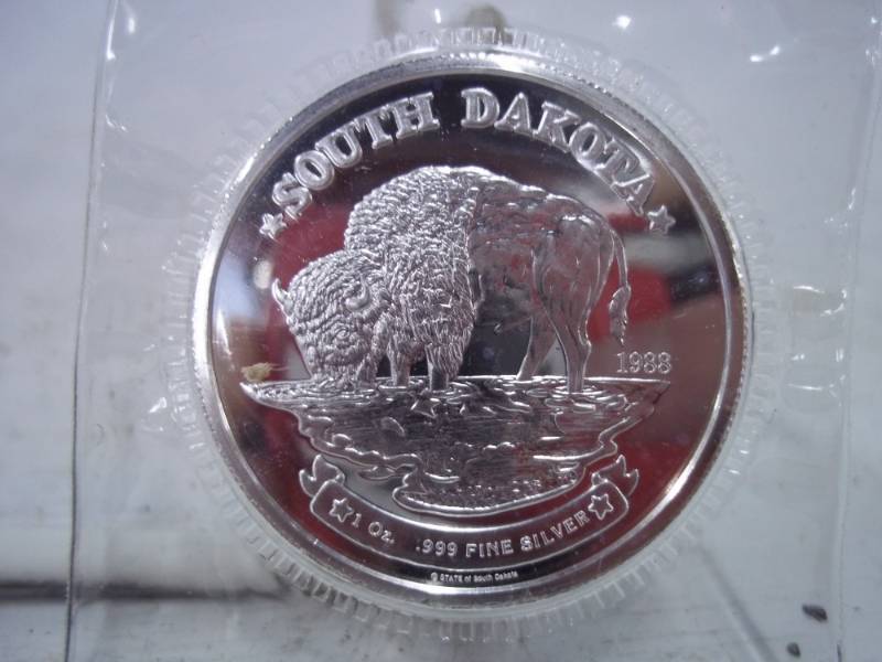 lot 38 image: South Dakota One Troy Ounce .999 Fine Silver