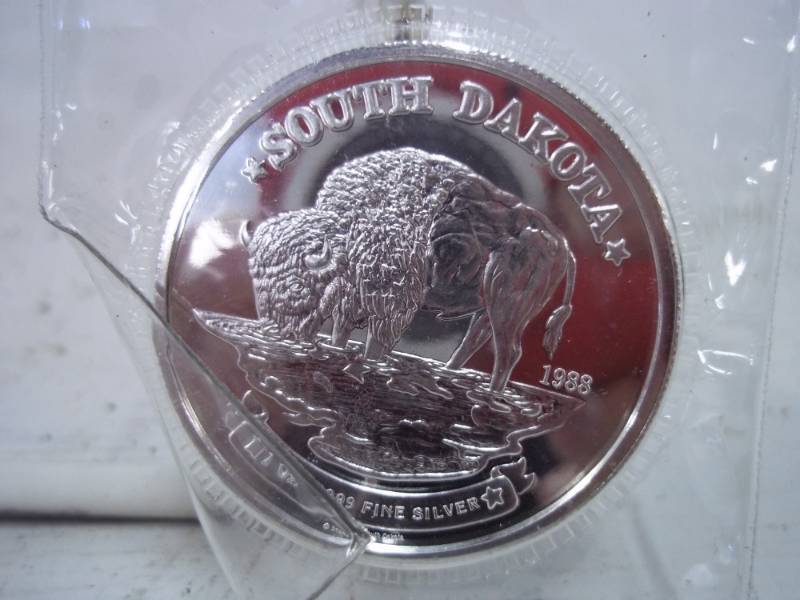 lot 45 image: South Dakota One Troy Ounce .999 Fine Silver