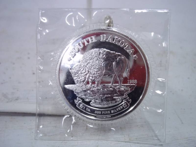 lot 51 image: South Dakota One Troy Ounce .999 Fine Silver