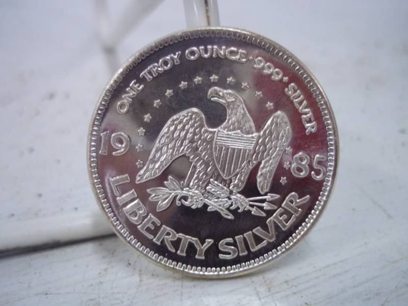 lot 58 image: One Troy Ounce .999 Fine Silver