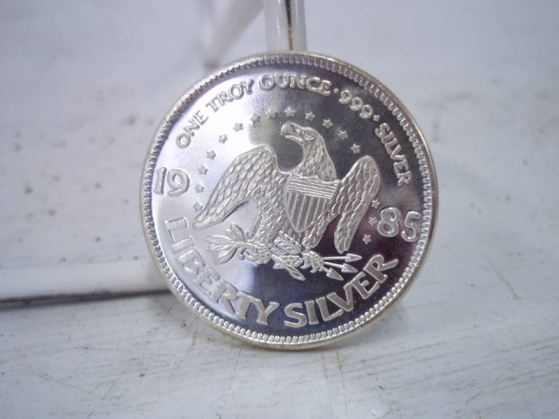 lot 59 image: One Troy Ounce .999 Fine Silver
