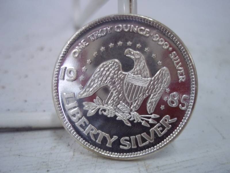 lot 65 image: One Troy Ounce .999 Fine Silver