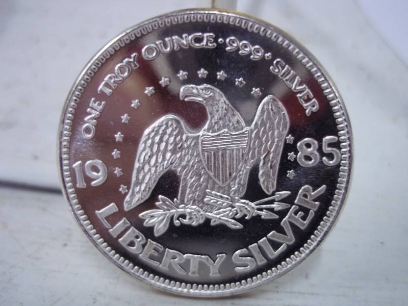 lot 90 image: One Troy Ounce .999 Fine Silver