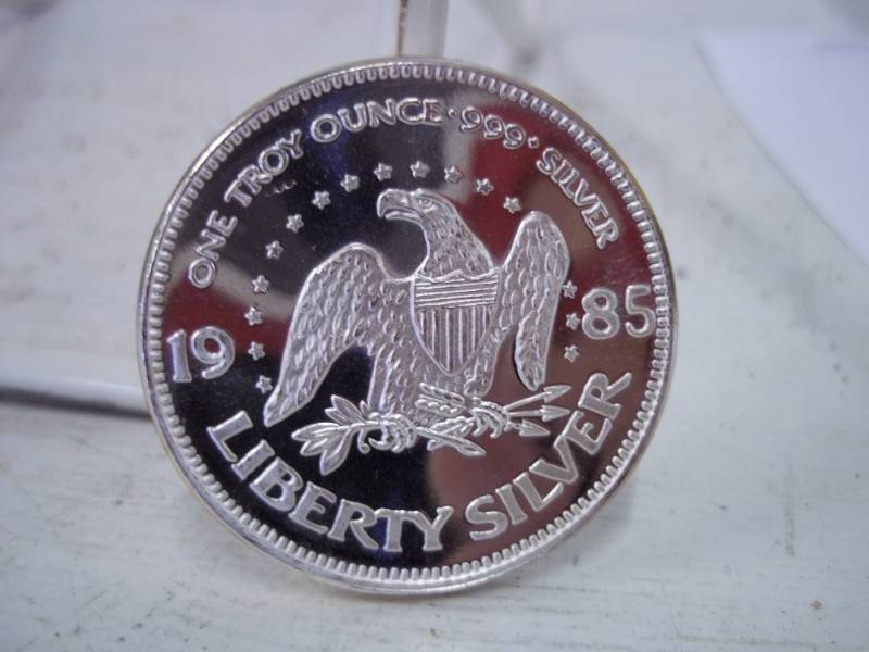 lot 91 image: One Troy Ounce .999 Fine Silver