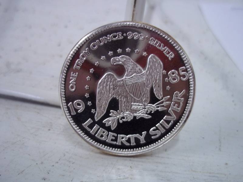 lot 93 image: One Troy Ounce .999 Fine Silver