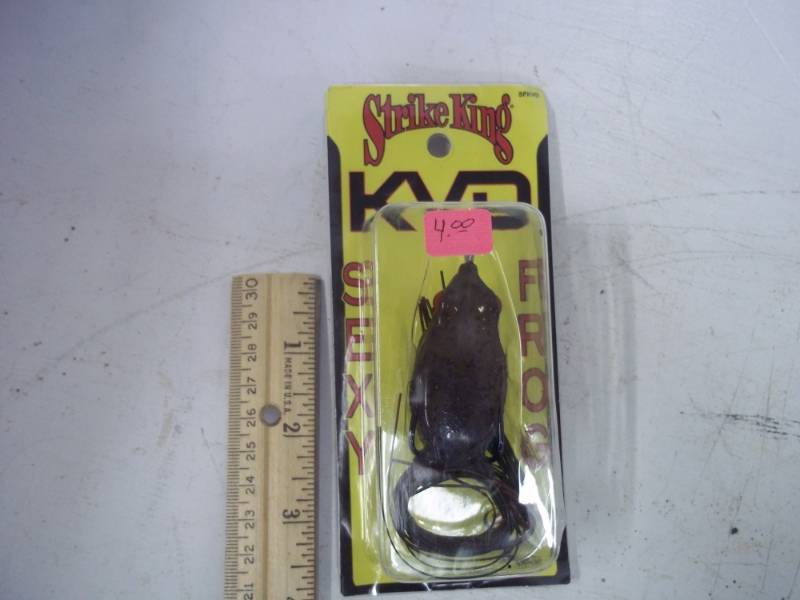 lot 108 image: NEW Fishing Lure