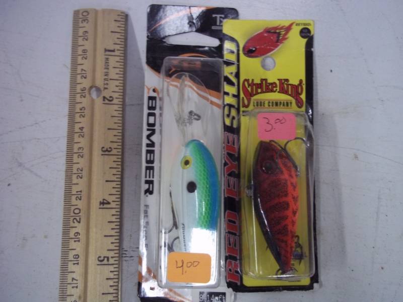 lot 137 image: Pair of NEW Fishing Lures