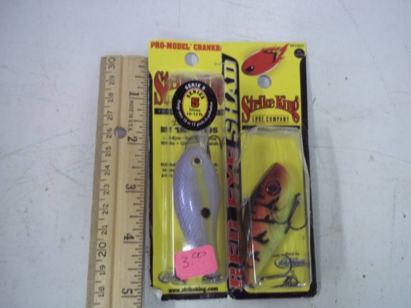 lot 140 image: Pair of NEW Fishing Lures