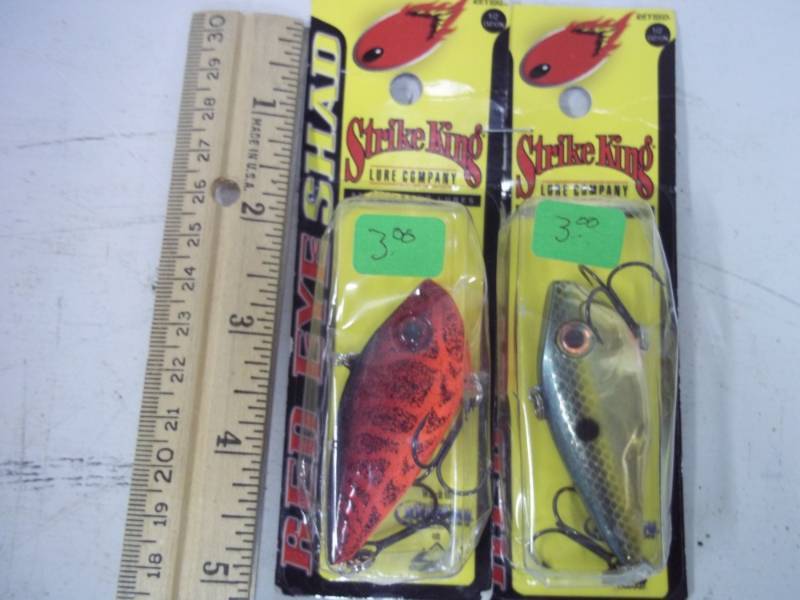 lot 141 image: Pair of NEW Fishing Lures
