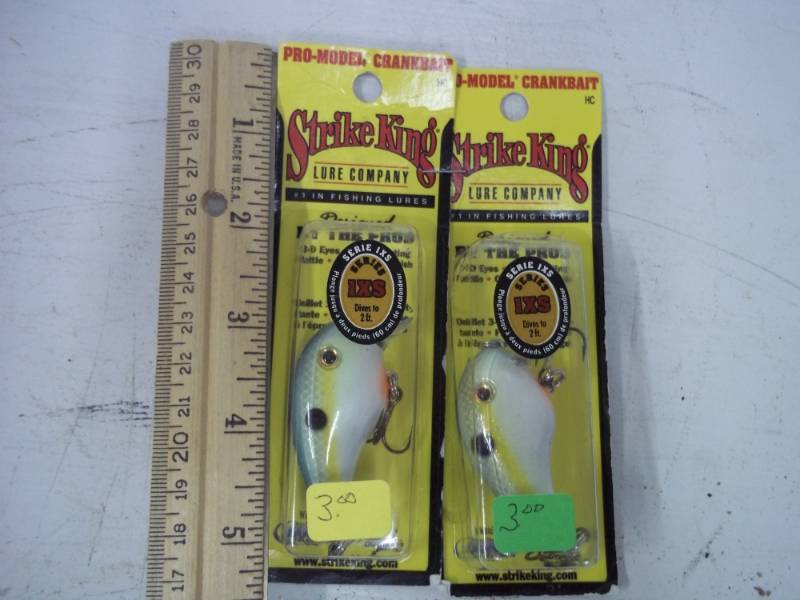 lot 147 image: Pair of NEW Fishing Lures